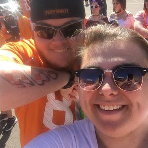 Meet your Posher, Cory